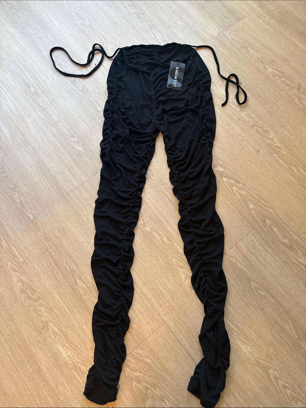 SHEIN Black Ruched High-Waist Leggings